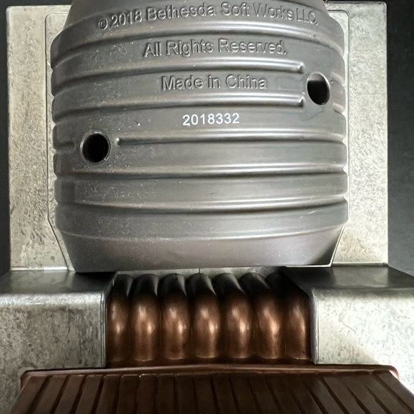 Fallout Plasma Pistol 1:1 Replica - Chronicle Collectibles Bethesda - Picture 2 of 9